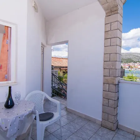 Jadran 2 Penzion Trogir