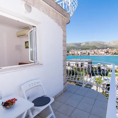 Penzion Jadran 2 *